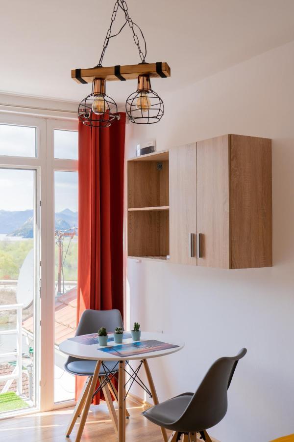 Jg Studio Apartment Vranjina Exterior photo
